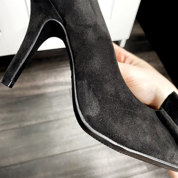 K Studio - Black Suede Heels w Bow Detail - 6.5 - Picture 8 of 9